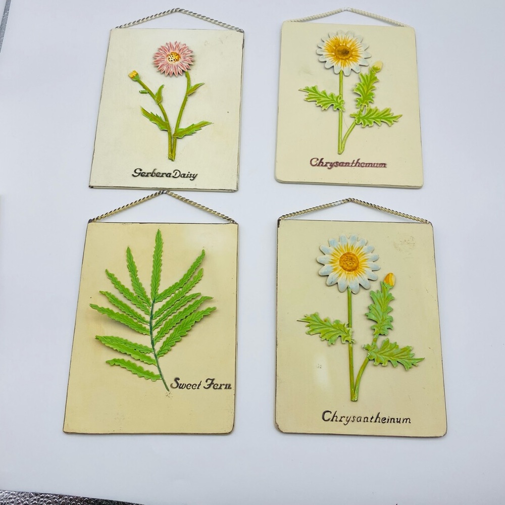 LGD Metal Wall Art Hanging Flowers 3-D Floral Retro Set of 4